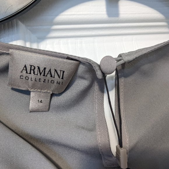 Armani Collezioni  Silk Sleeveless Blouse - Picture 8 of 10